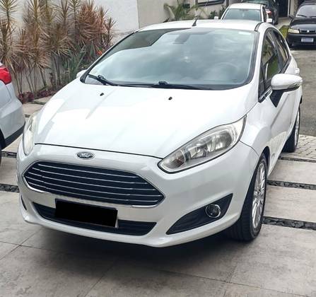 FORD FIESTA 1.6 TITANIUM HATCH 16V FLEX 4P POWERSHIFT